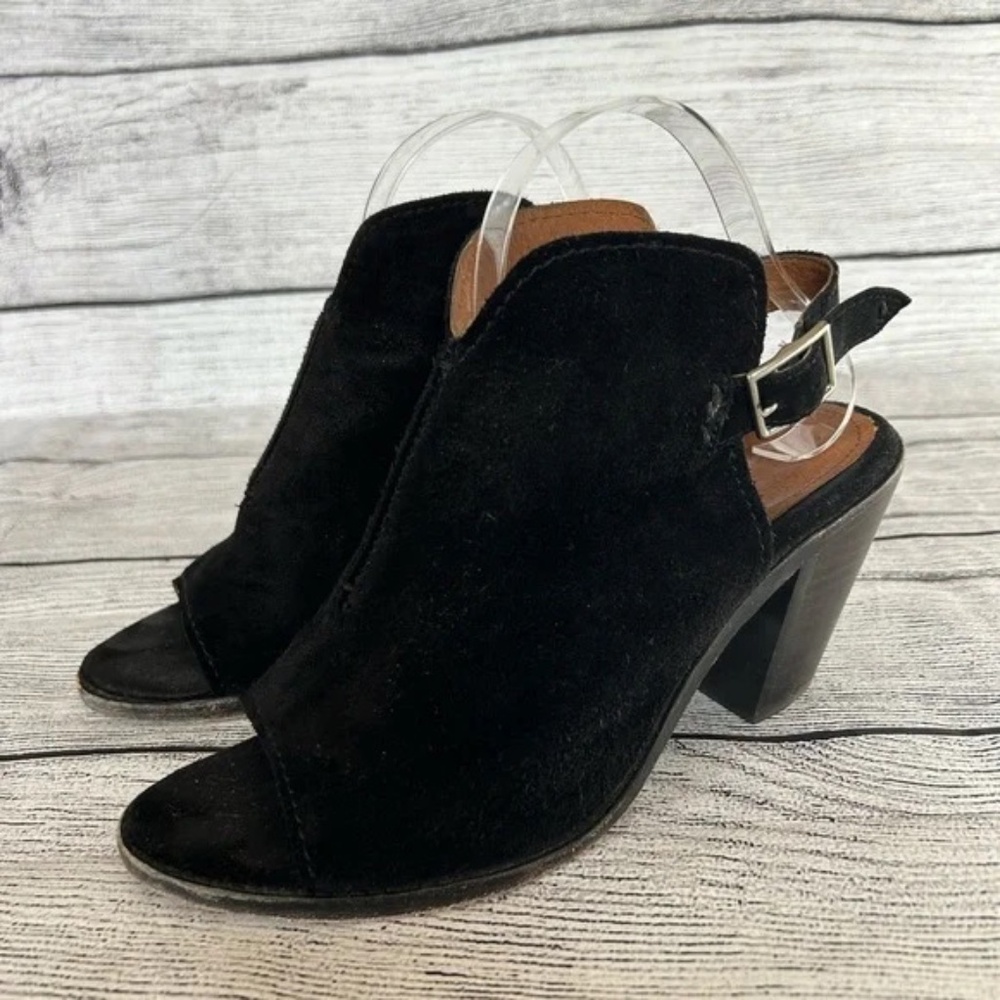 Frye Courtney Slingback black peep toe heeled sandals size 8 B